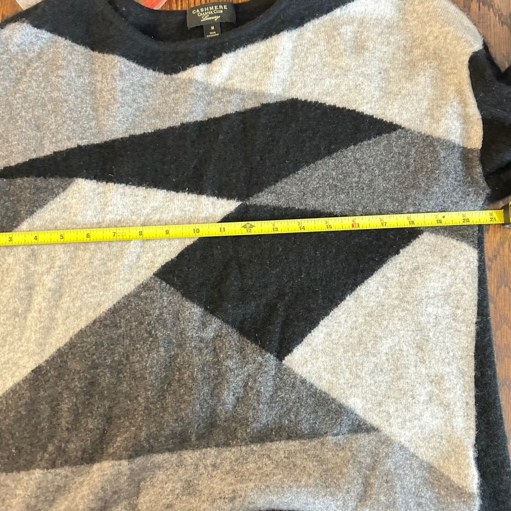 Charter Club Luxury Womens 100% Cashmere Sweater Black Grey Geometric M A0295‎ - Picture 3 of 6